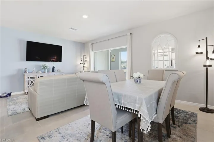 15388  Wildflower  CIR, Naples, FL 34119