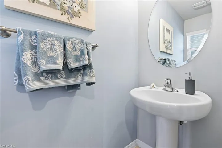 15388  Wildflower  CIR, Naples, FL 34119