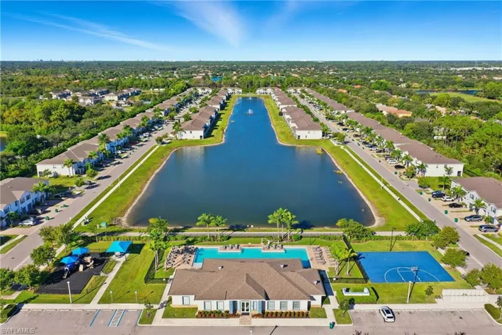 15388  Wildflower  CIR, Naples, FL 34119