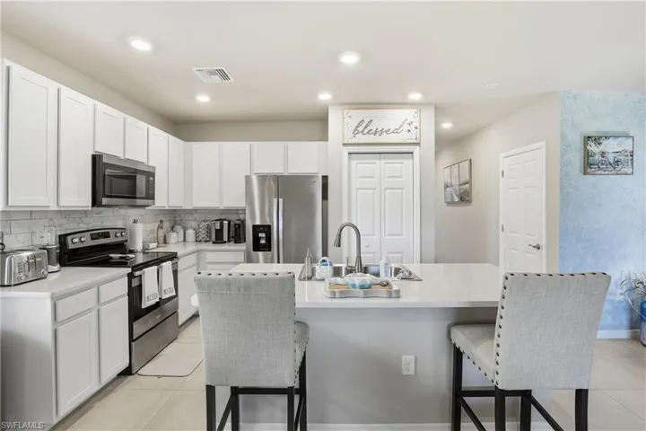 15388  Wildflower  CIR, Naples, FL 34119