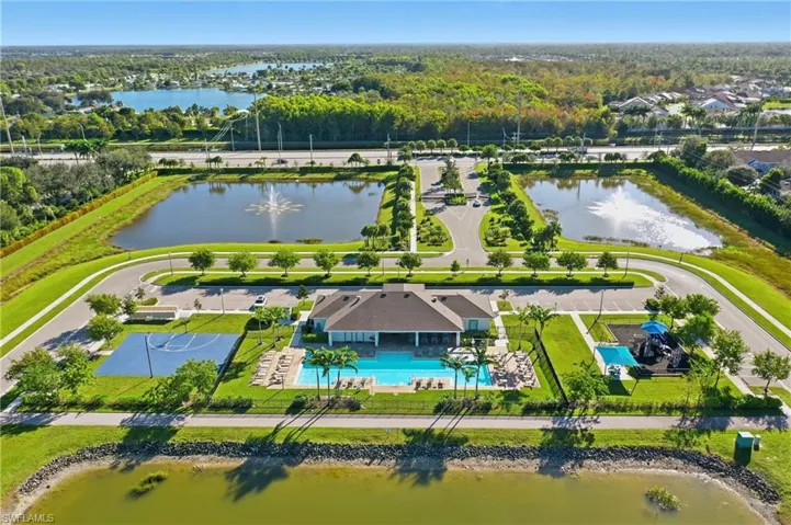 15388  Wildflower  CIR, Naples, FL 34119