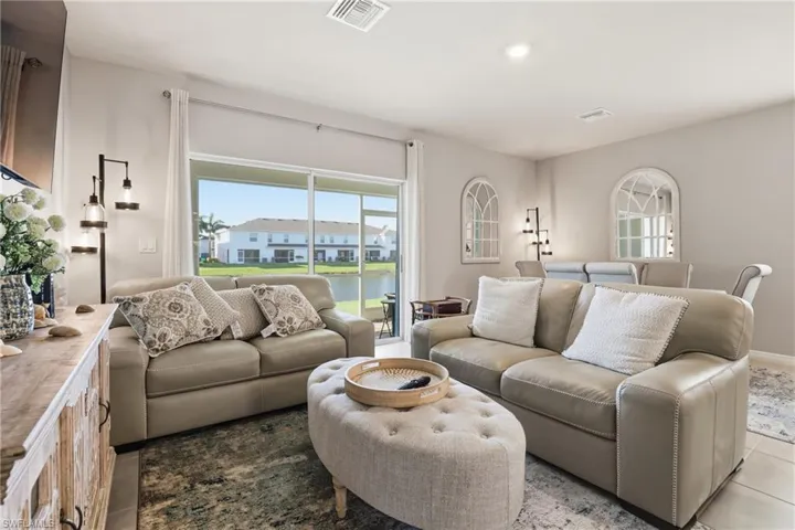 15388  Wildflower  CIR, Naples, FL 34119