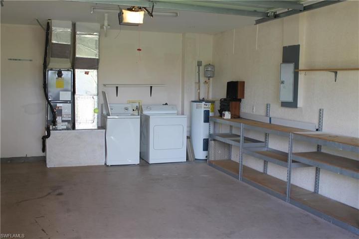 501 SE 4th  TER, Cape Coral, FL 33990