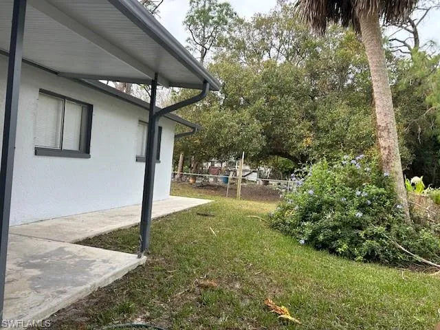 1175 Laurel Dr, North Fort Myers, Florida 33917