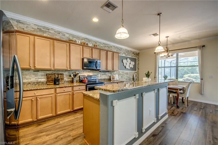 9440  River Otter  DR, Fort Myers, FL 33912