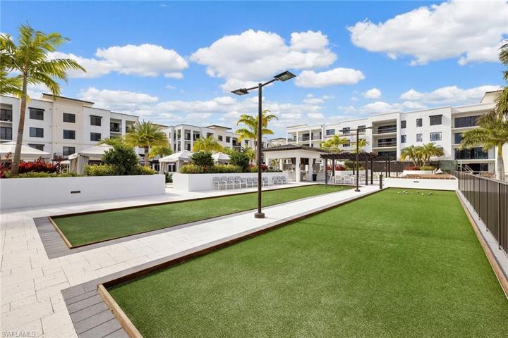 1125 Central AVE # 570, NAPLES FL 34102