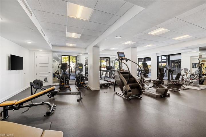 1125 Central AVE # 570, NAPLES FL 34102