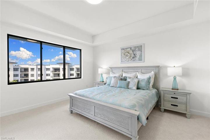 1125 Central AVE # 570, NAPLES FL 34102