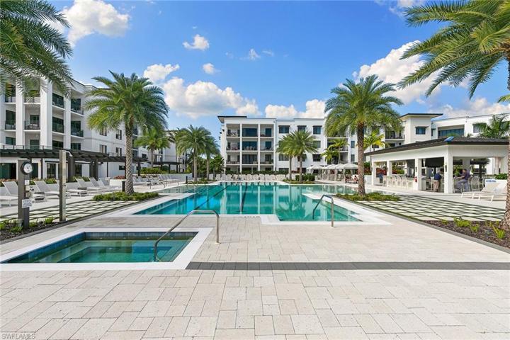 1125 Central AVE # 570, NAPLES FL 34102