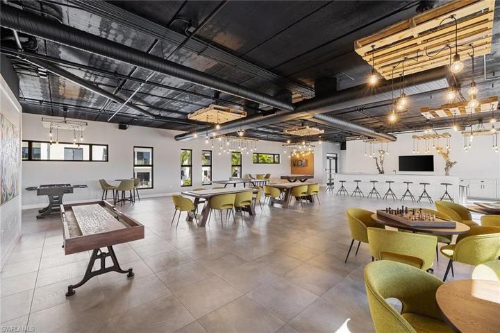 1125 Central AVE # 570, NAPLES FL 34102