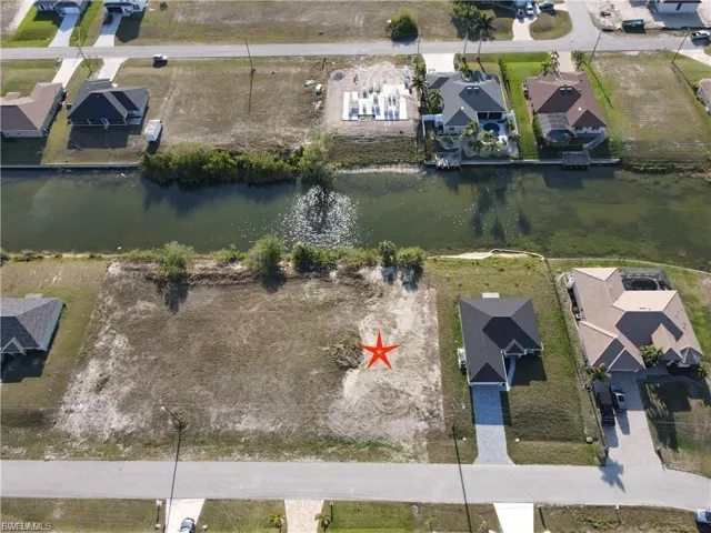 2124 Nw 6th Pl, Cape Coral, Florida 33993