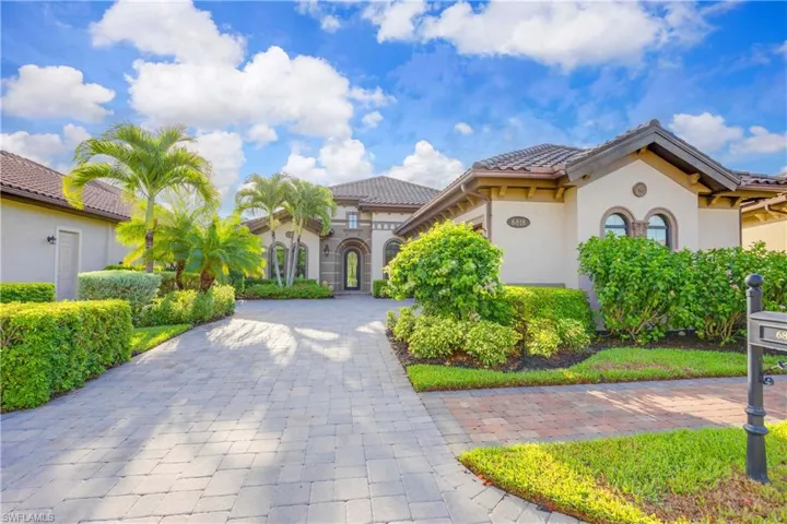 6818  Canwick Cove  CIR, Naples, FL 34113
