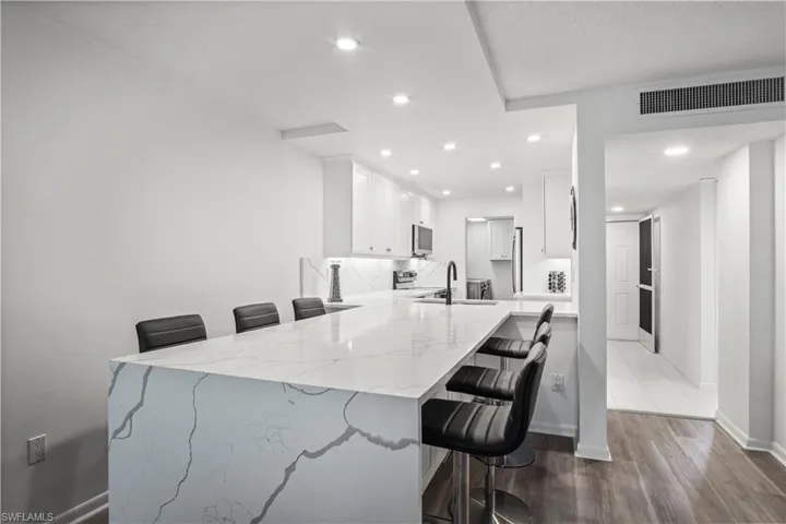 25900 Hickory Blvd 605, Bonita Springs, Florida 34134
