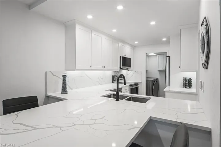 25900 Hickory Blvd 605, Bonita Springs, Florida 34134