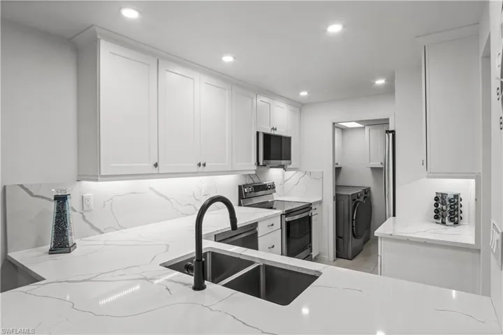 25900 Hickory Blvd 605, Bonita Springs, Florida 34134