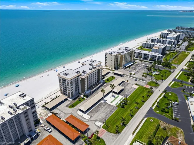 25900 Hickory Blvd 605, Bonita Springs, Florida 34134