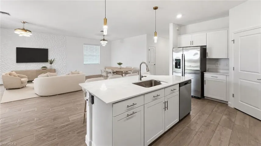 18531 Ives Dr, Estero, Florida 33928