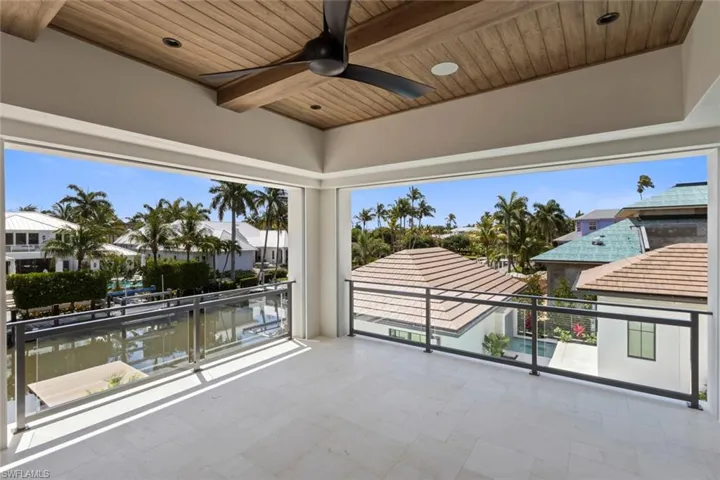 1707  3rd S ST, Naples, FL 34102