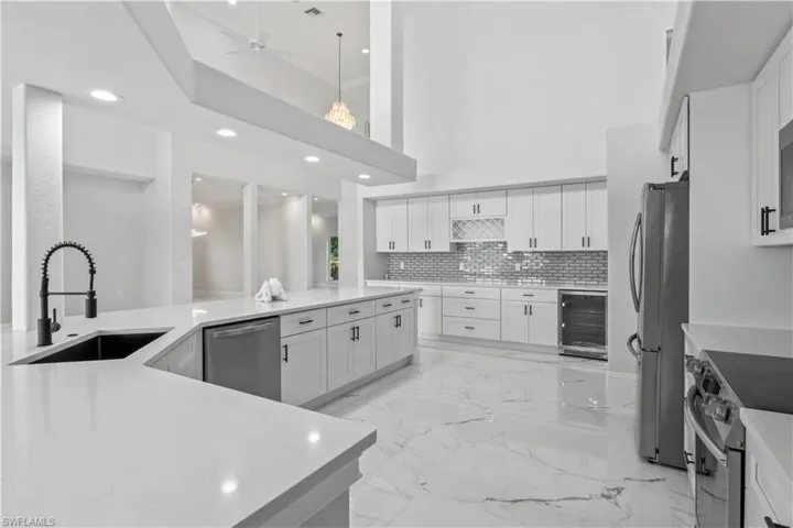 Stylish, spacious, and ready for entertaining—this gourmet kitchen is a showstopper.