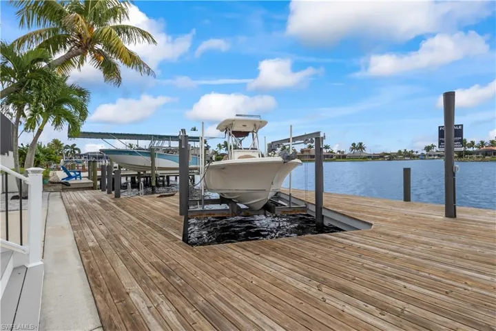 Private dock with boatlift, ready for your next adventure on the water.