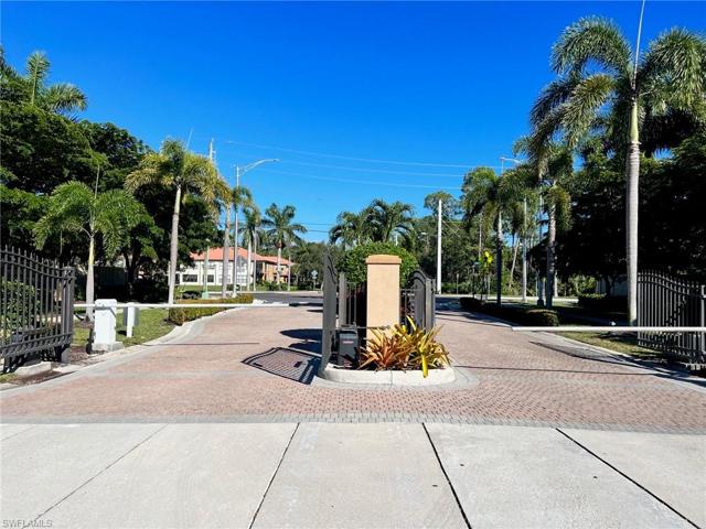 clubhouse front gate