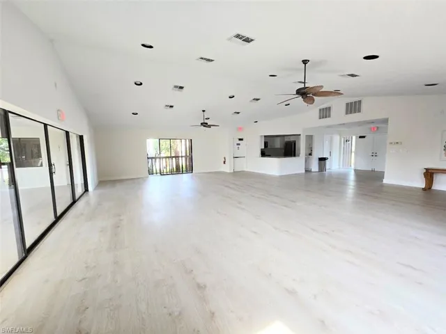 Community Meeting Room w/Kitchen