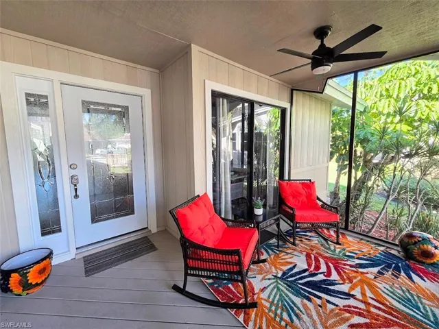 Screened Front Entry
