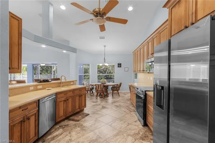 3587 Myers Ln, St. James City, Florida 33956