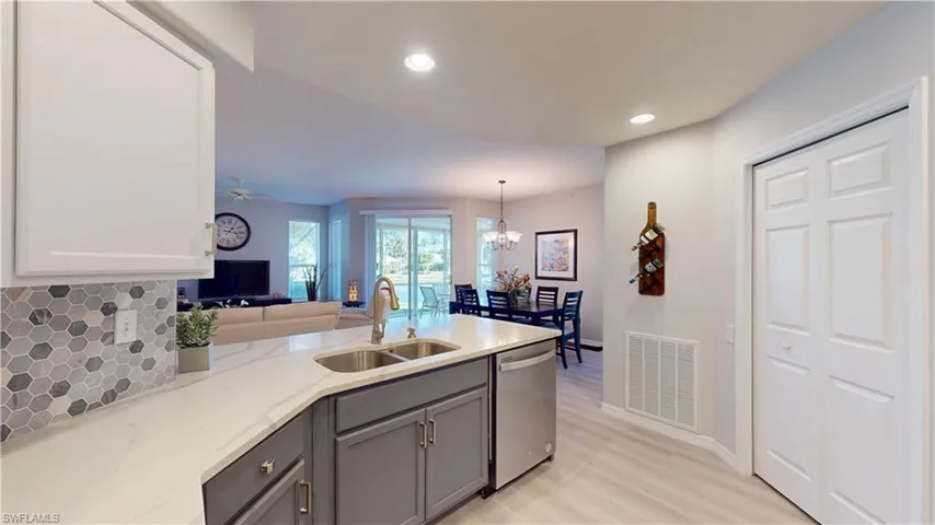 9190  Southmont  CV, Fort Myers, FL 33908