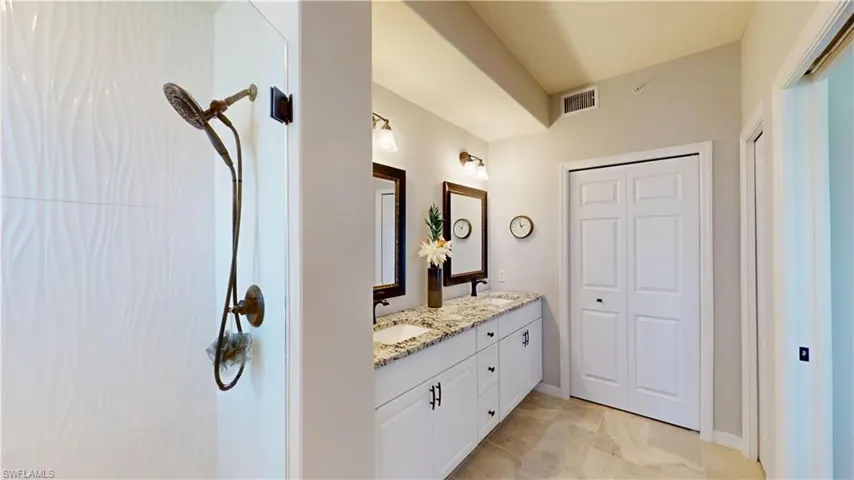 9190  Southmont  CV, Fort Myers, FL 33908