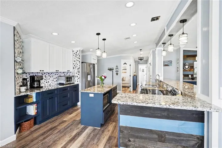 17550  Canal Cove  CT, Fort Myers Beach, FL 33931