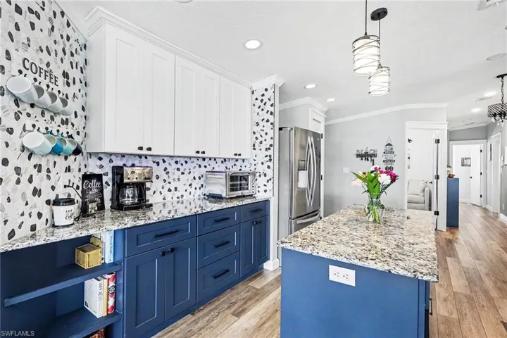 17550  Canal Cove  CT, Fort Myers Beach, FL 33931
