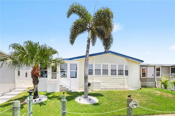 17550  Canal Cove  CT, Fort Myers Beach, FL 33931
