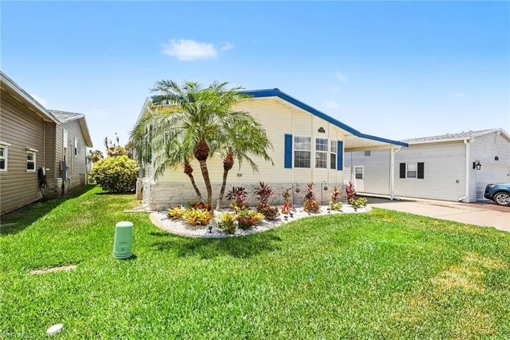 17550 Canal Cove Ct, Fort Myers Beach, Florida 33931