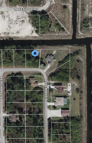 1045 Kellogg St E, Lehigh Acres, Florida 33974