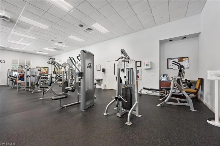 10341  Glastonbury  CIR, Fort Myers, FL 33913