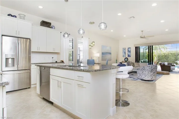 1382  Petone  CT, Naples, FL 34113