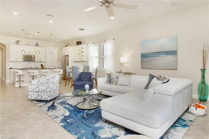 1382  Petone  CT, Naples, FL 34113