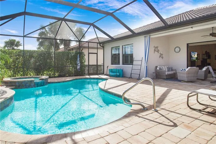 1382  Petone  CT, Naples, FL 34113