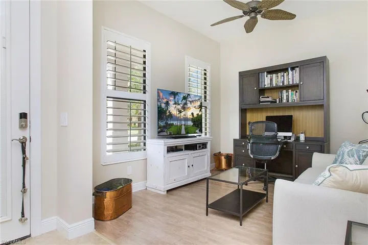1382  Petone  CT, Naples, FL 34113