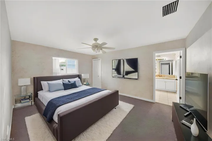6731  Eagle Tree  CT, North Fort Myers, FL 33917