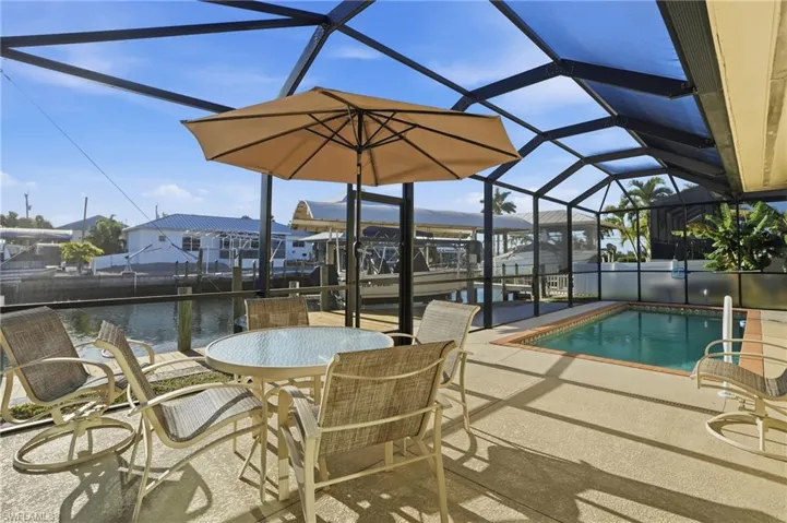 2821 Bruce St, Matlacha, Florida 33993
