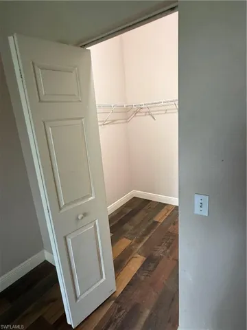 8275 Key Royal Cir 1132, Naples, Florida 34119