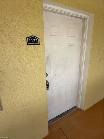 8275 Key Royal Cir 1132, Naples, Florida 34119