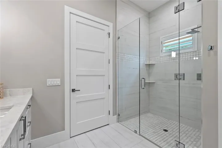 888 10th Ave S, Naples, Florida 34102