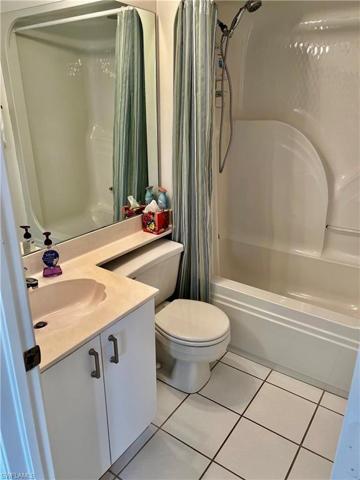 249 Gabriel CIR # 2707, NAPLES FL 34104