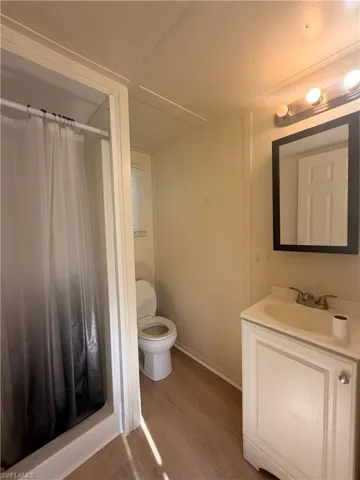 7838 Ebson Dr 6 Or Unit B, North Fort Myers, Florida 33917