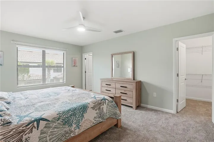 1516 Fells Cove Ln, Cape Coral, Florida 33909