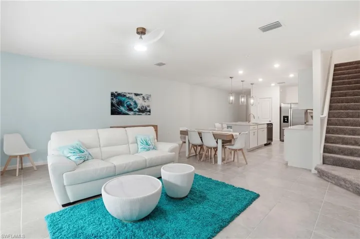 1516 Fells Cove Ln, Cape Coral, Florida 33909