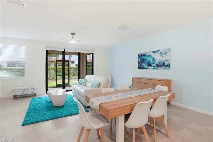 1516 Fells Cove Ln, Cape Coral, Florida 33909